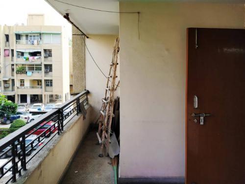 23.Balcony Side Area